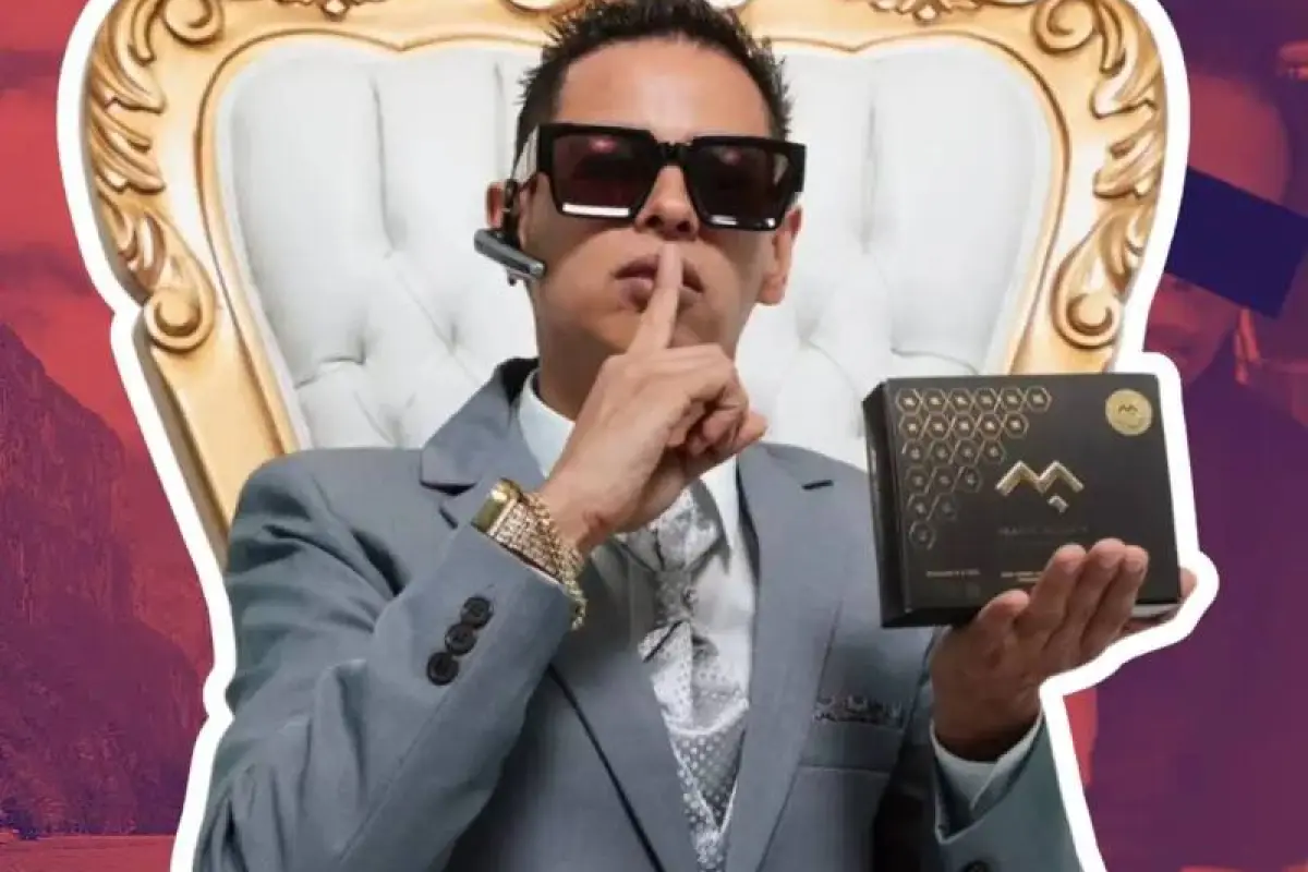 Alex Marín, Instagram