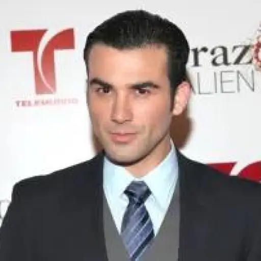 José Luis Reséndez ,Instagram