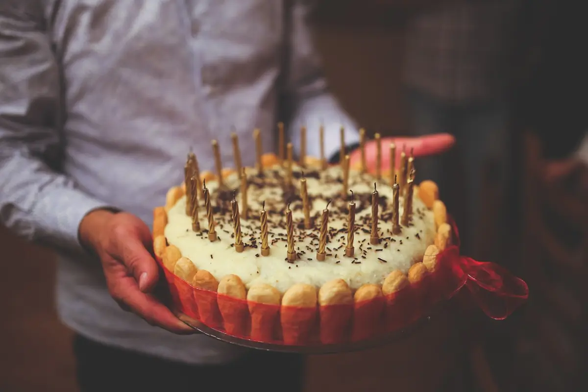 pastel, feliz cumpleaños, pastel de cumpleaños, tarta, velas, comida, dulce, Pixabay
