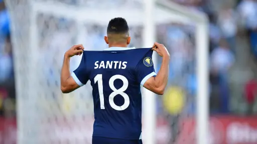 Óscar Santis, único guatemalteco en el once ideal de la Copa Oro 2025