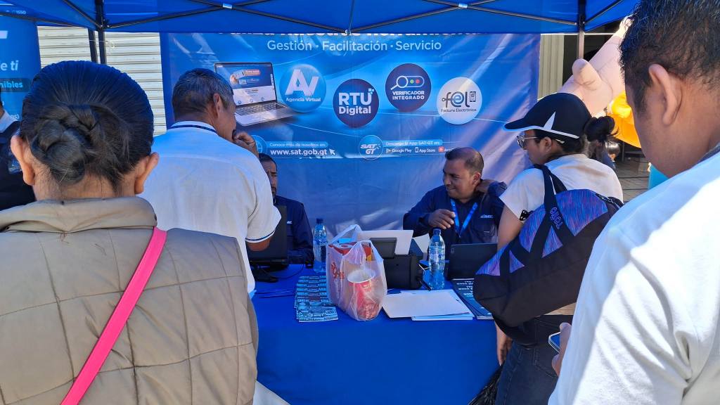 SAT llevará sus servicios móviles a la Avenida Las Américas | Álex Meoño