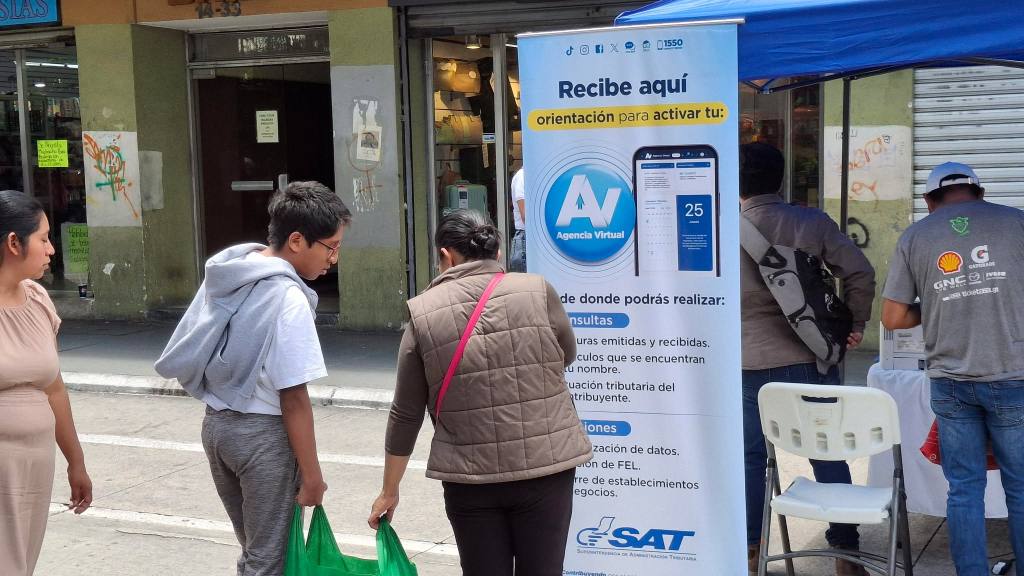 SAT llevará sus servicios móviles a la Avenida Las Américas | Álex Meoño