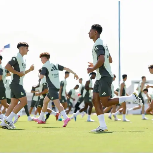 Real Madrid en su entrenamiento en Palm Beach - Real Madrid C.F.