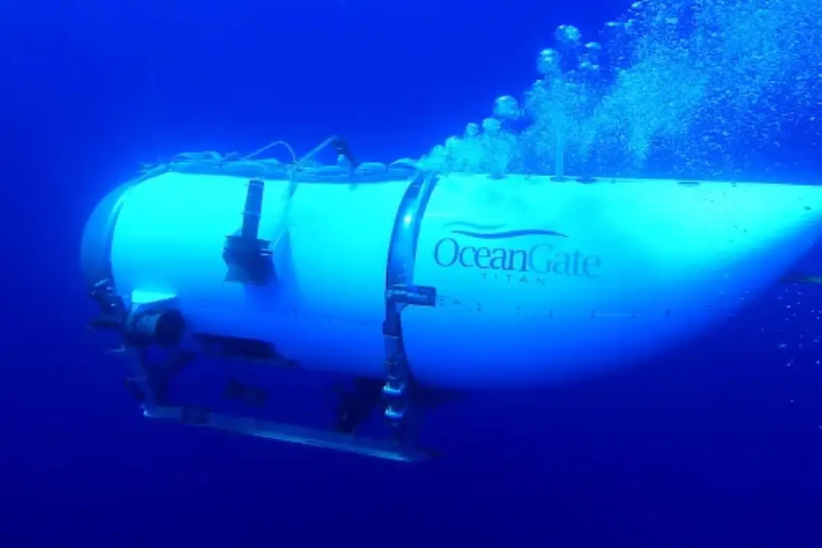 Titán, Redes sociales