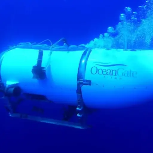 Titán ,Redes sociales