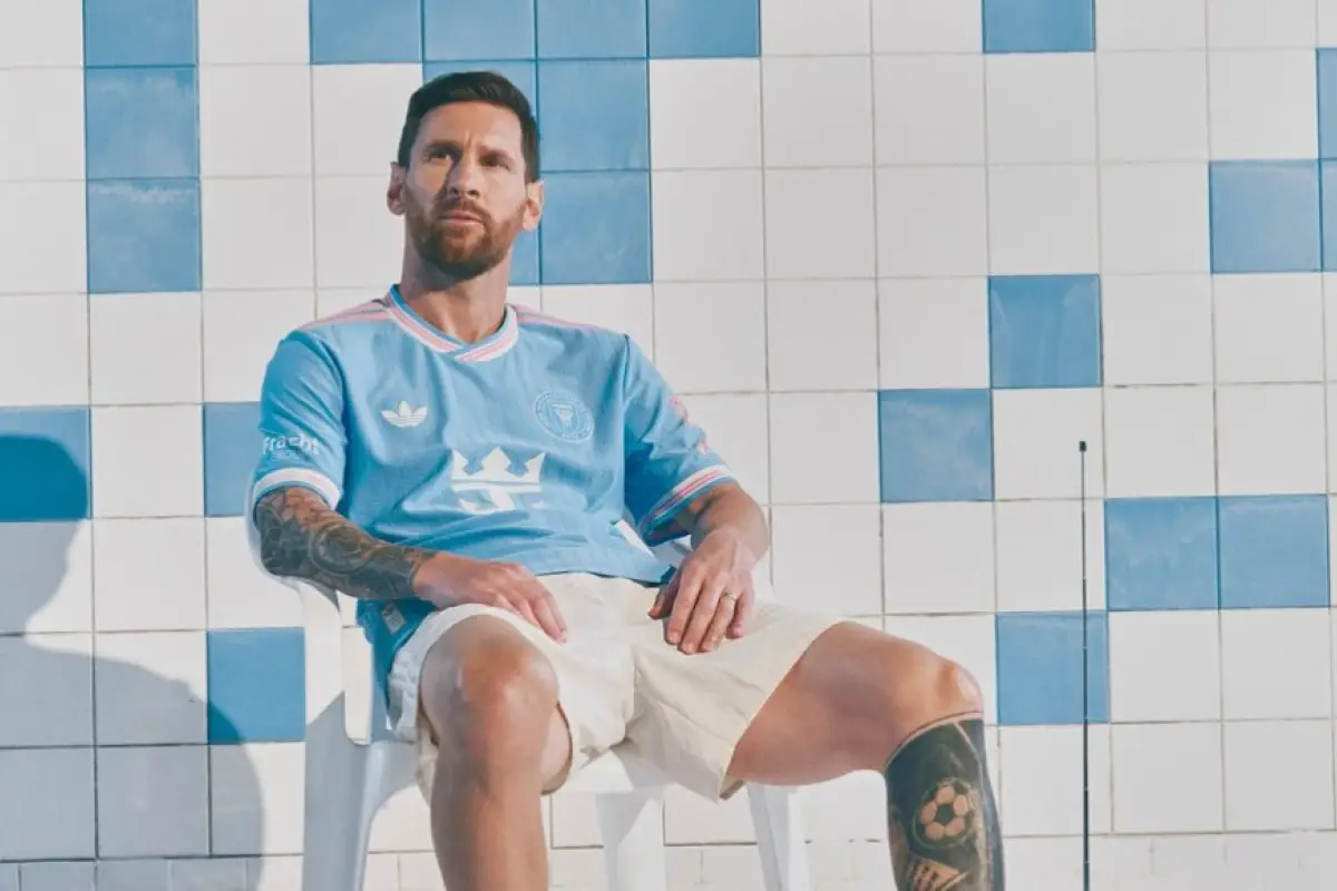 Lionel Messi con la tercera indumentaria de esta temporada del Inter Miami 