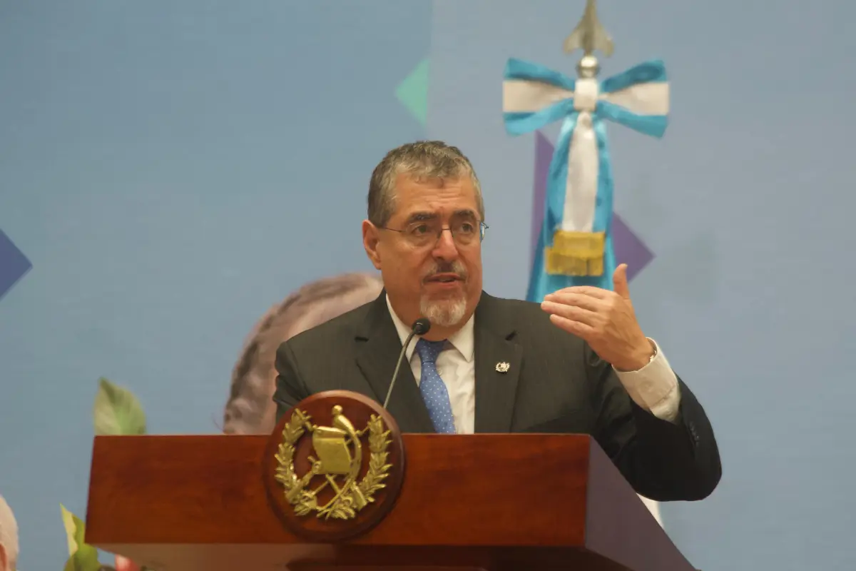 El presidente Bernardo Arévalo durante la conferencia de prensa en el Palacio Nacional., Omar Solís/Emisoras Unidas