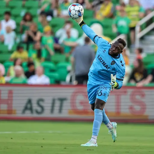 Raiko Arozarena, portero de Cuba se ausenta por temor a restricciones migratorias de EE.UU. - Las Vegas Lights