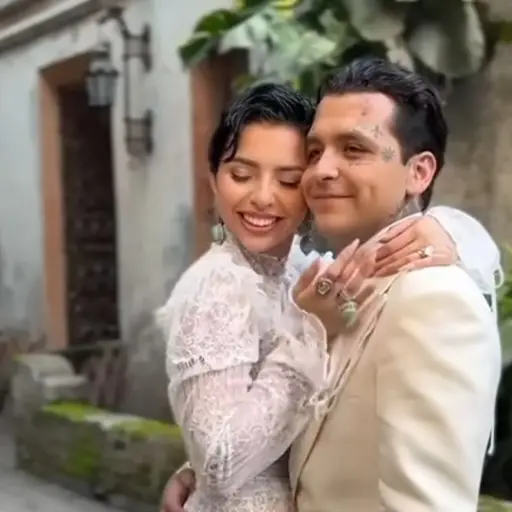 Ángela Aguilar y Nodal ,Instagram