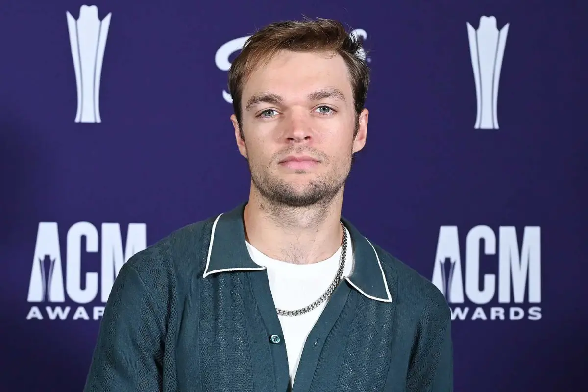 Conner Smith, Instagram