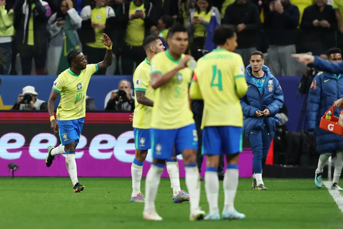 Brasil venció a Paraguay y la derrotó 1-0 con gol de Vinícius 