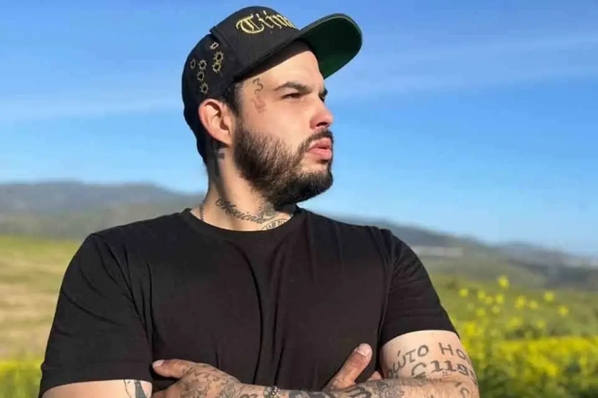 Emiliano Aguilar, Redes sociales