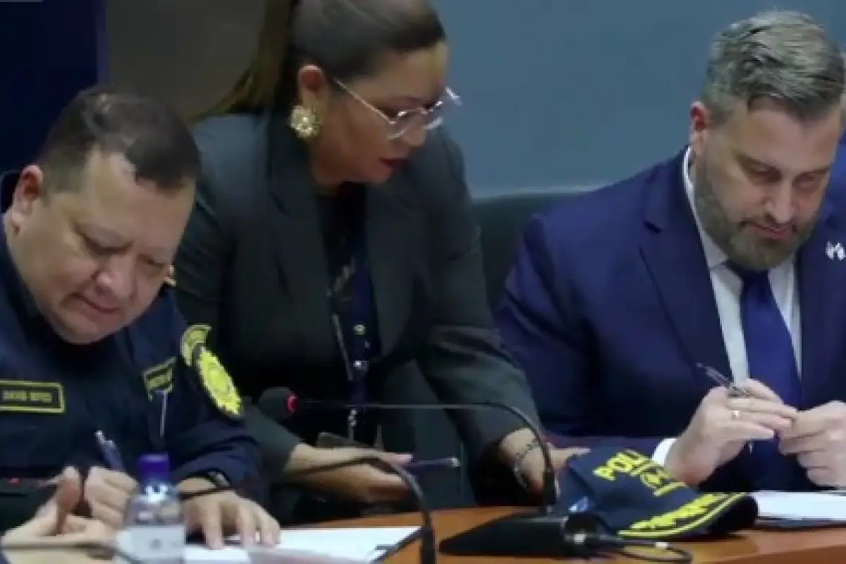 Este día se realizó la firma del convenio. , Foto X
