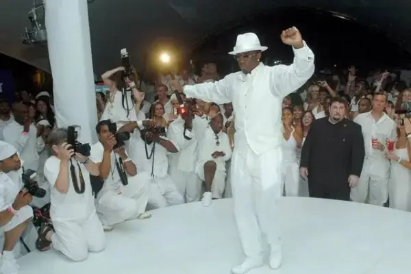 Caso Sean Combs: Presentan videos explícitos de supuestas fiestas y conmociona a jurado