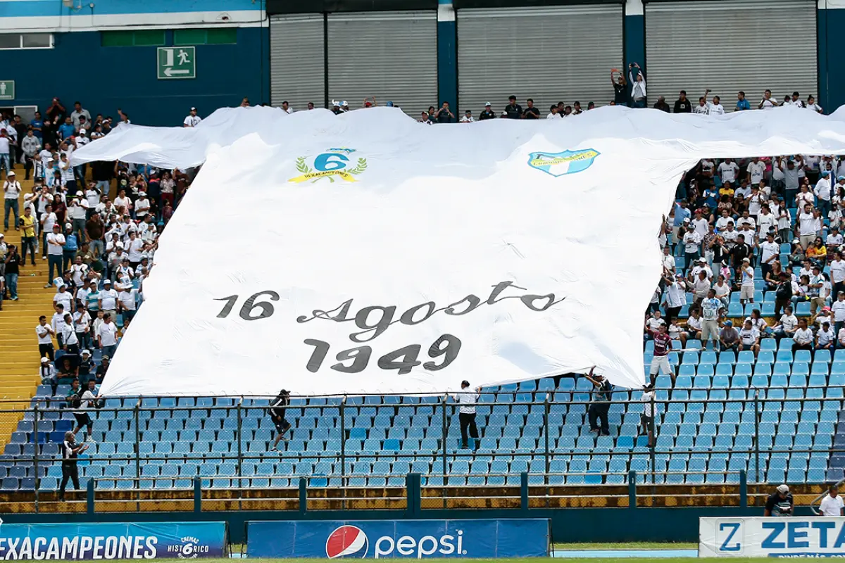 Afición de Comunicaciones FC - Comunicaciones FC