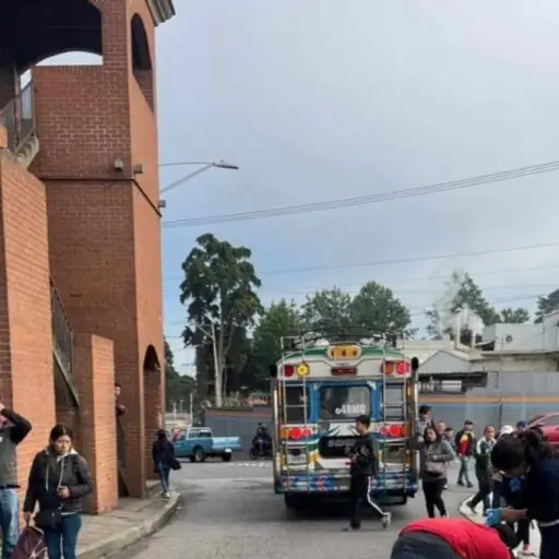 Accidente en carretera a El Salvador ,Redes sociales.