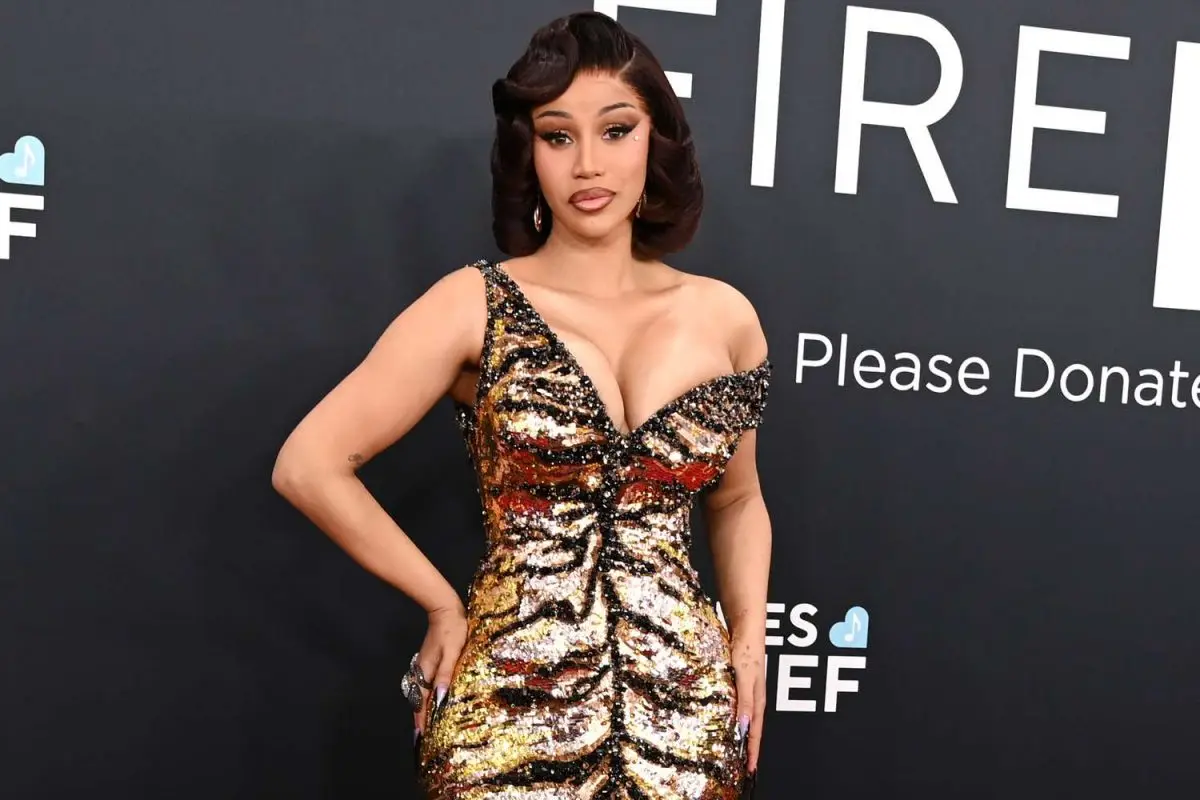 Cardi B, Instagram