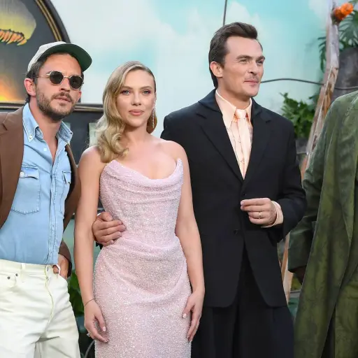 Scarlett Johansson ,Instagram