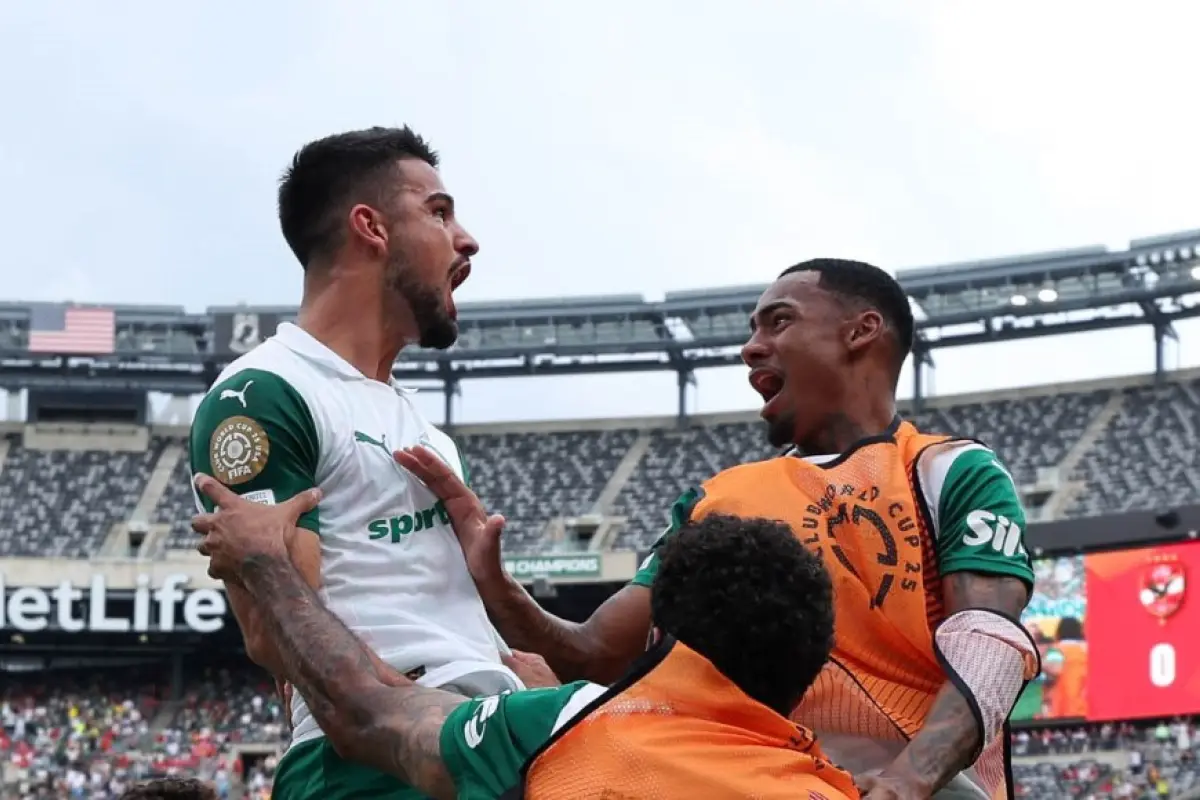 'Flaco' López abre los cielos para Palmeiras ante Al Ahly y encarrila clasificación