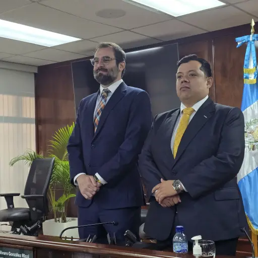 Designan a Guzmán y Skinner para la Superintendencia de Competencia ,Guatemala Visible.