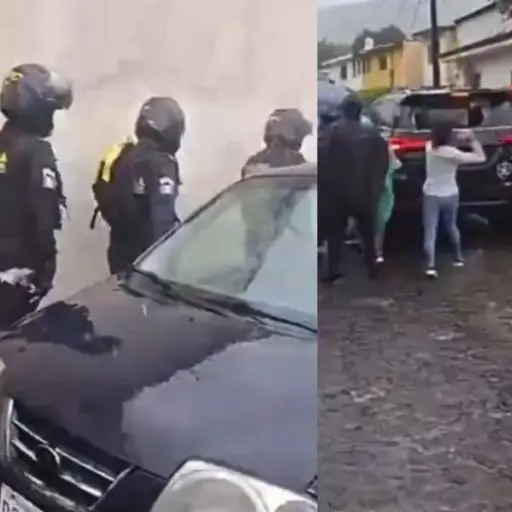 Un grupo de personas manifestó contra el alcalde de Antigua Guatemala, Juan Manuel Asturias quien acudió a una audiencia judicial. ,Captura de pantalla