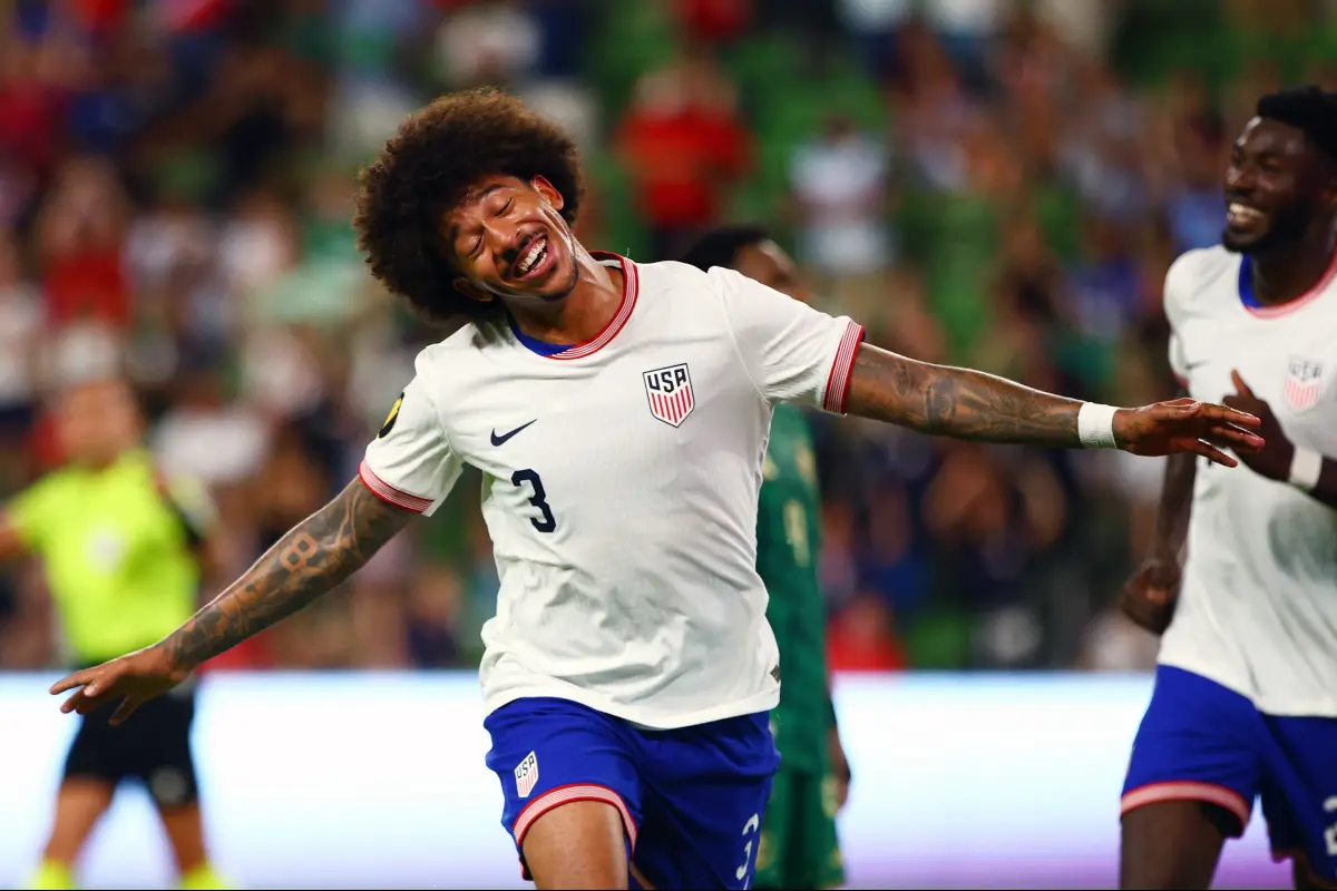 Estados Unidos celebra clasificación a cuartos de final de la Copa Oro 2025