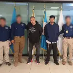 Julio Enrique Amaya Turcios y Jhonatan Emmanuel Cardona Castillo de la comunidad Lev Tahor fueron extraditados a Guatemala. ,Foto PNC