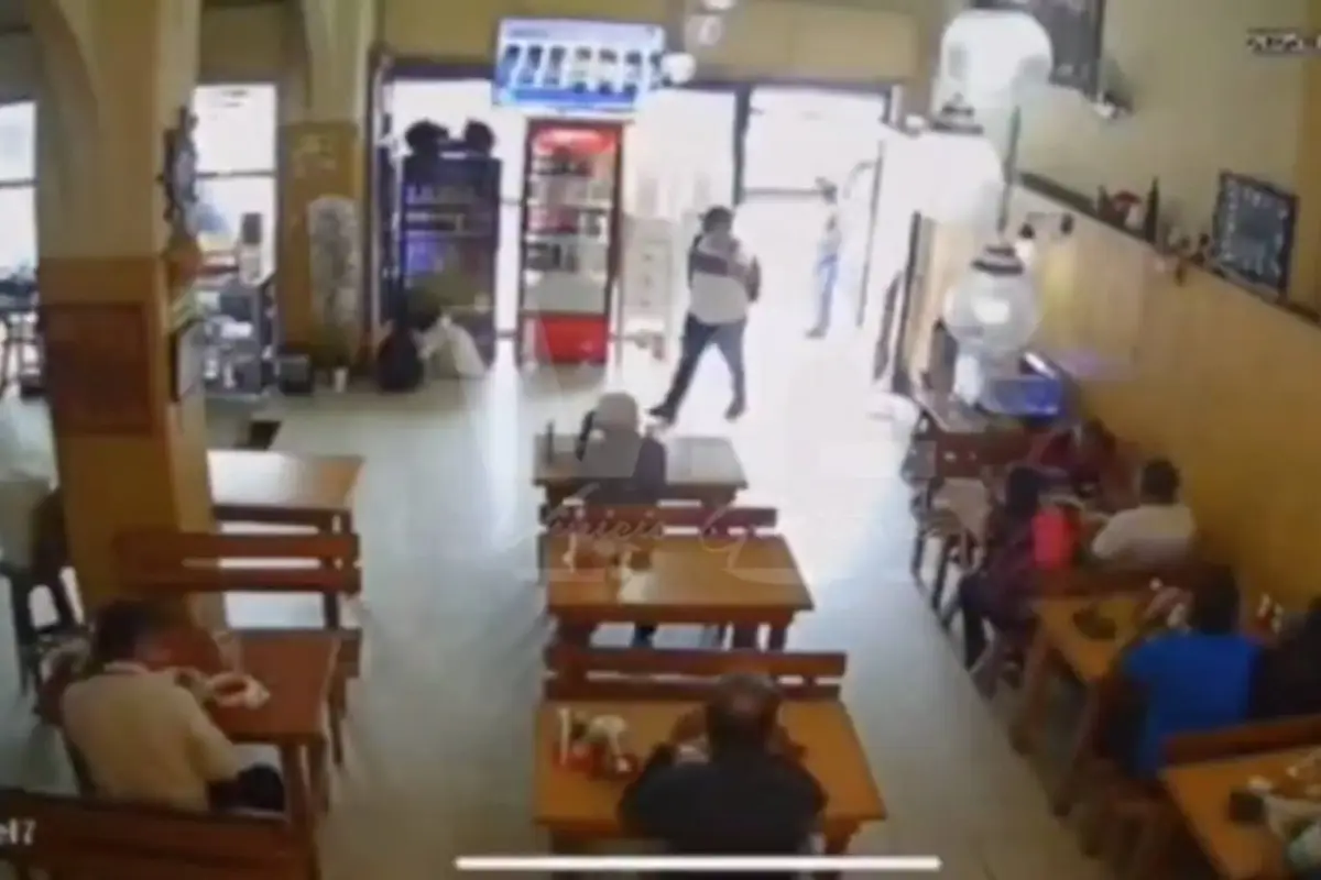  Motoladrones asaltando comedor en zona 1, Captura de pantalla video X.