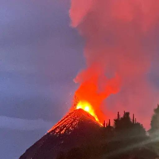 El volcán de Fuego aumentó su actividad a partir de este miércoles.  ,Foto Conred