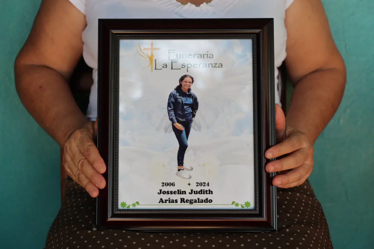 La familia de Josselin Arias exigió justicia por el atroz crimen., Instituto de la Víctima