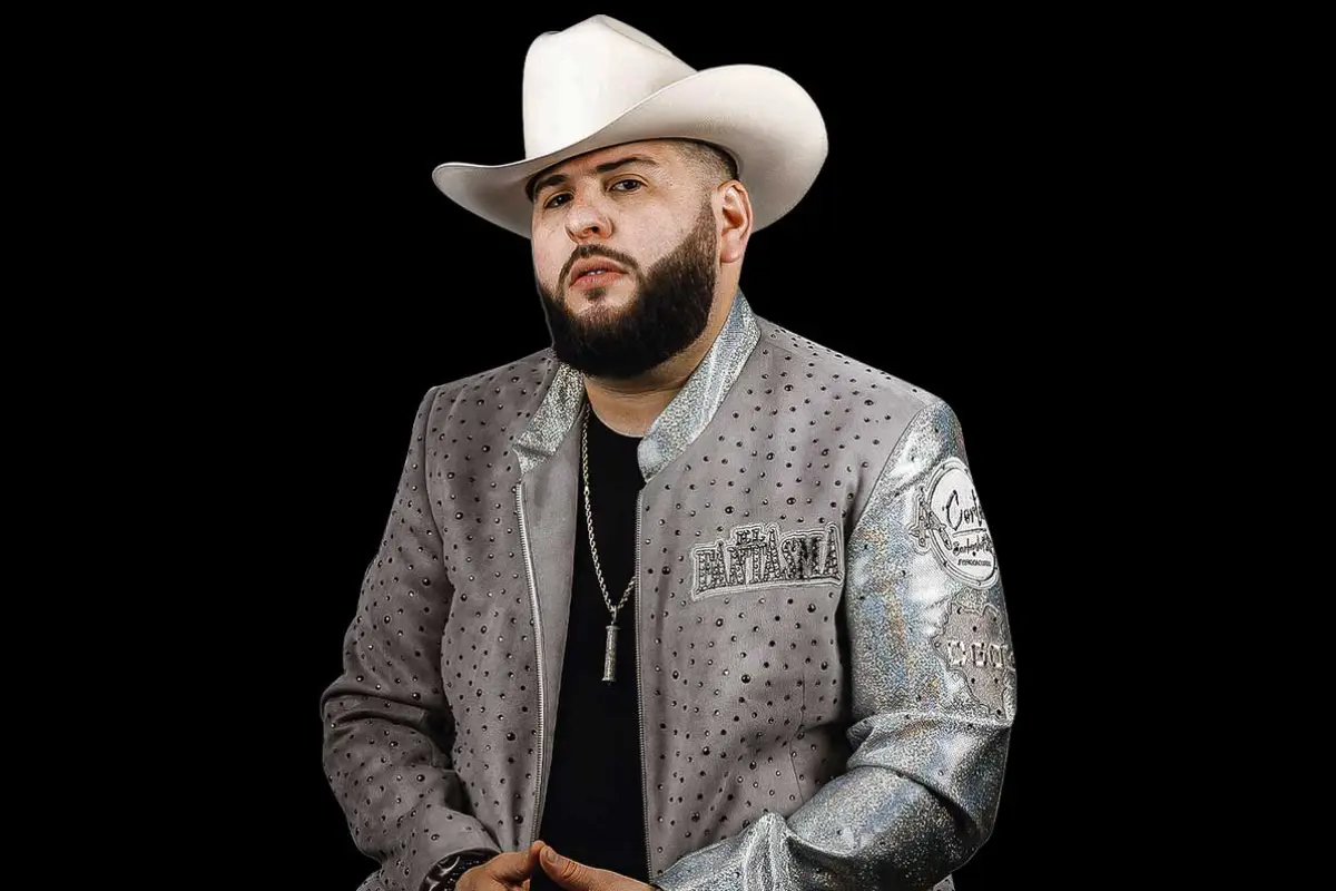 El Fantasma, Redes sociales