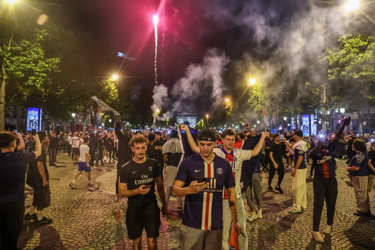 Festejos por el PSG campeón de Champions terminan en tragedia 