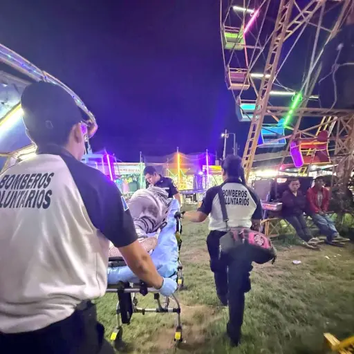 Los cuerpos de socorro acudieron al sector para atender al herido. ,Bomberos Voluntarios.