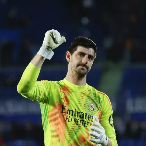 El portero belga del Real Madrid, Thibaut Courtois, sufre una sacroilitis