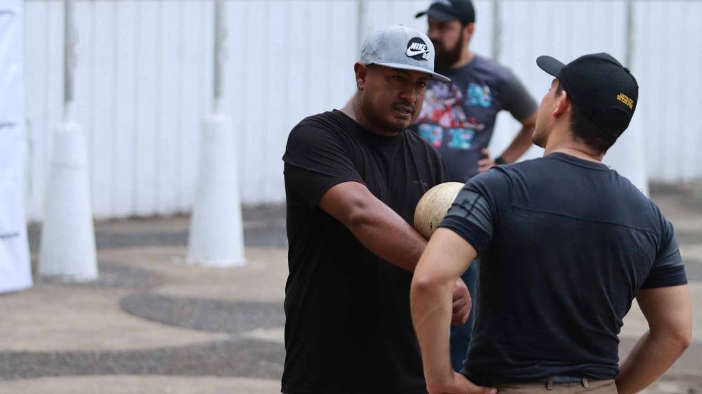 Promueven la práctica del juego de pelota maya entre jóvenes | Álex Meoño