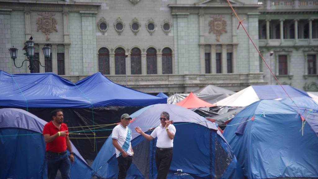 Protesta del magisterio cumple un mes | Omar Solís