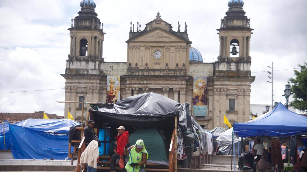 Protesta del magisterio cumple un mes | Omar Solís