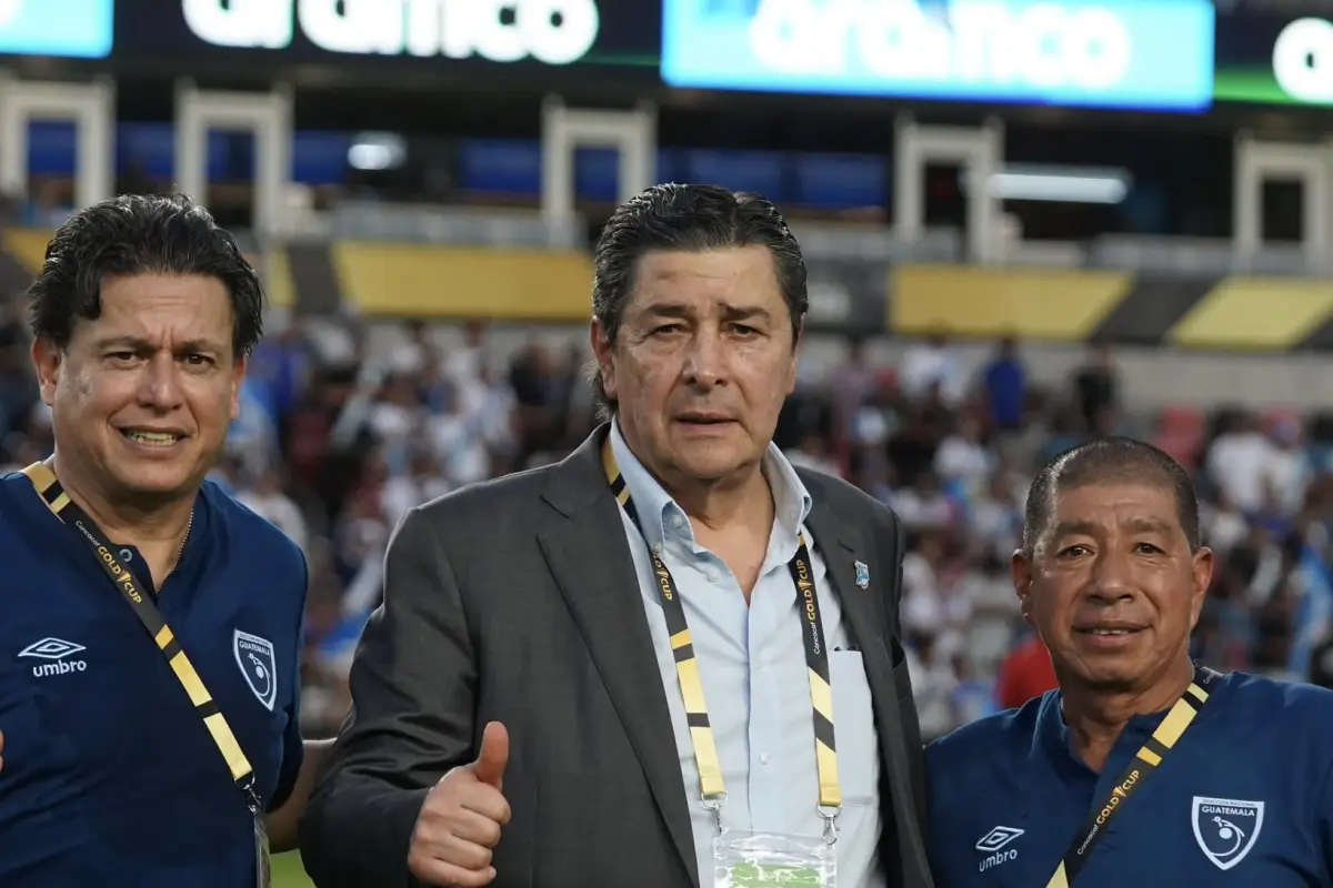 Luis Fernando Tena, técnico de la Selección de Guatemala - FFG