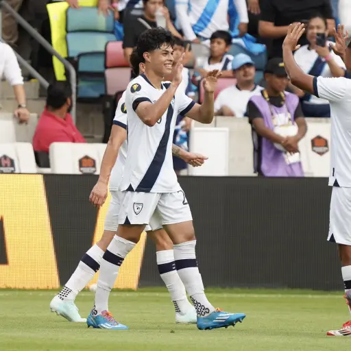 Olger Escobar, futbolista de la Selección de Guatemala - FFG