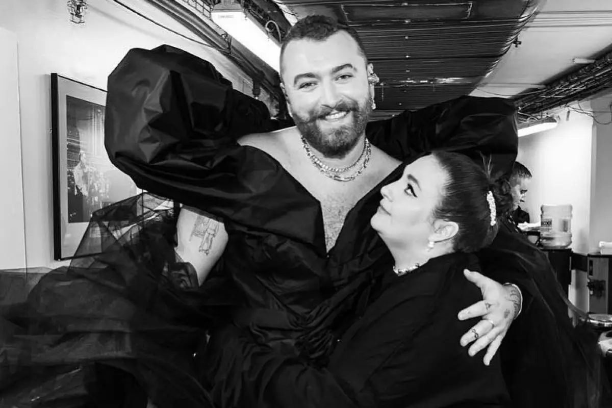 Sam Smith, Redes sociales