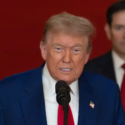 El secretario de Estado de EE.UU., Marco Rubio acompañó a Donald Trump en una conferencia de prensa tras los bombardeos.  ,Agencias.