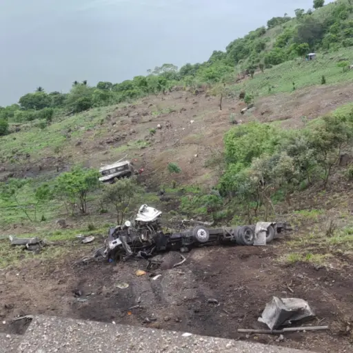 Accidente en la VAS.  ,Bomberos Municipales Departamentales 