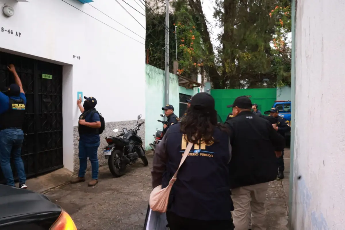 Allanan vivienda de mujer acusada de estafar con falsas plazas laborales. , MP. 