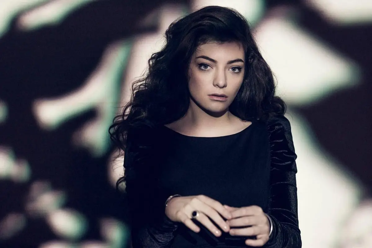 Lorde, Instagram