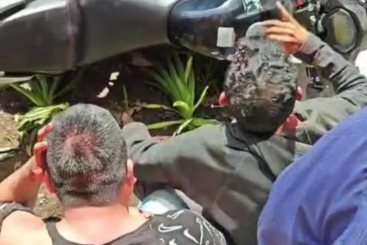 Motoladrones detenidos en zona 4., Redes sociales.