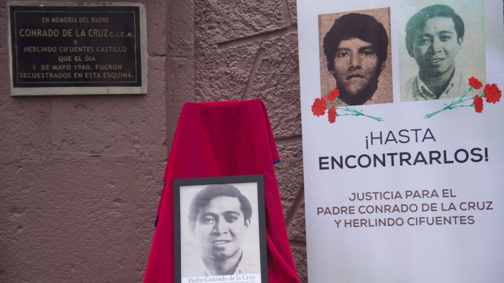 Recuerdan al padre Conrado de la Cruz y al catequista Herlindo Cifuentes | Omar Solís 