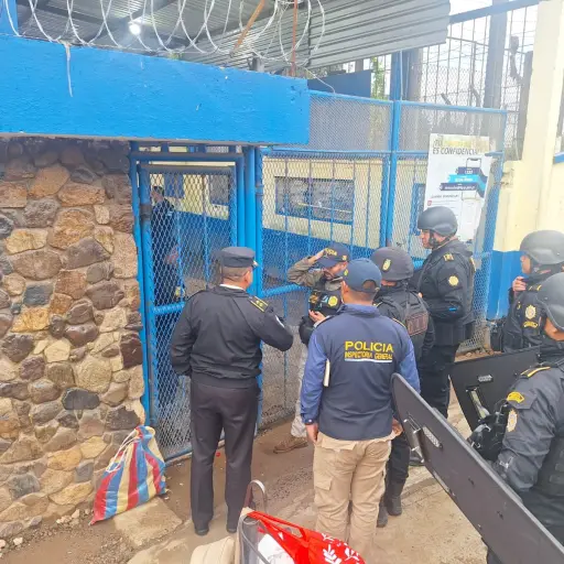 PNC reporta requisa en Pavón, con el hallazgo preliminar de varios ilícitos. ,PNC de Guatemala.