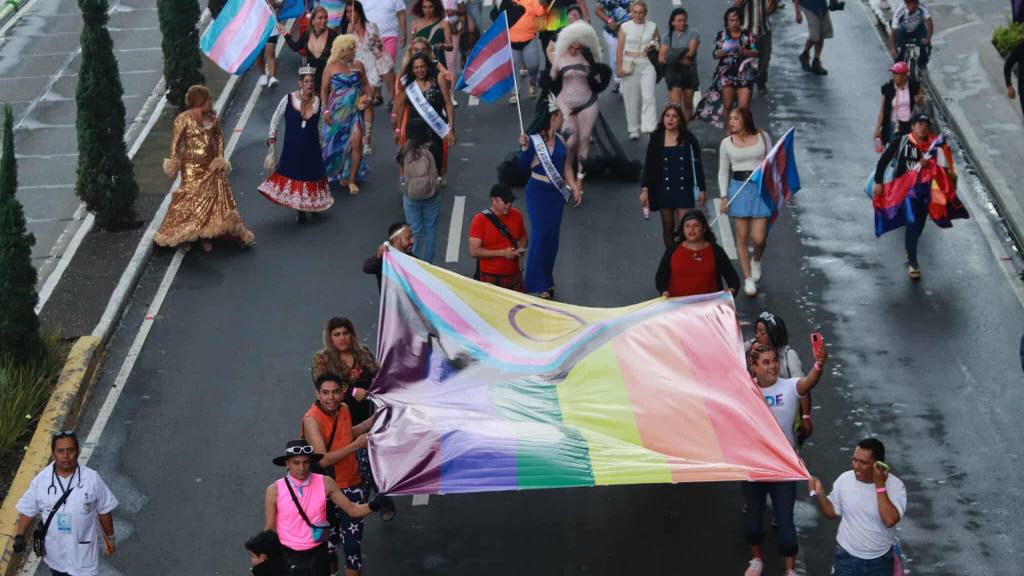 las integrantes del movimiento LGTBIQ+ pidieron resolver todos los casos de violencia en contra de su grupo,  | Álex Meoño