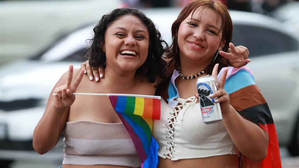 las integrantes del movimiento LGTBIQ+ pidieron resolver todos los casos de violencia en contra de su grupo,  | Álex Meoño