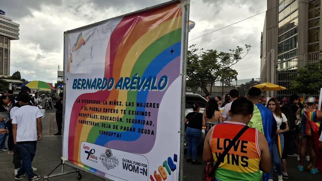 Celebran 25 años del Orgullo | Álex Meoño